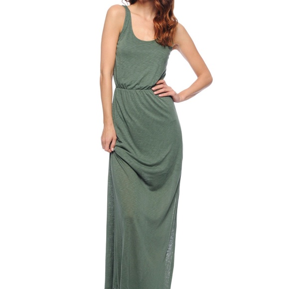 dress that cinches at waist